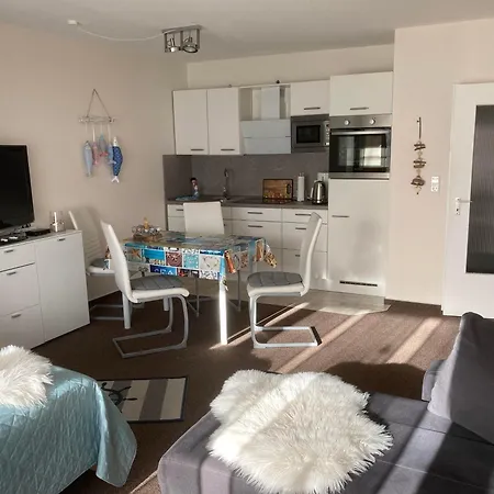 Kiek Mol Wedder In Apartment Borkum